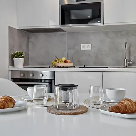 Apartment Carihuela *