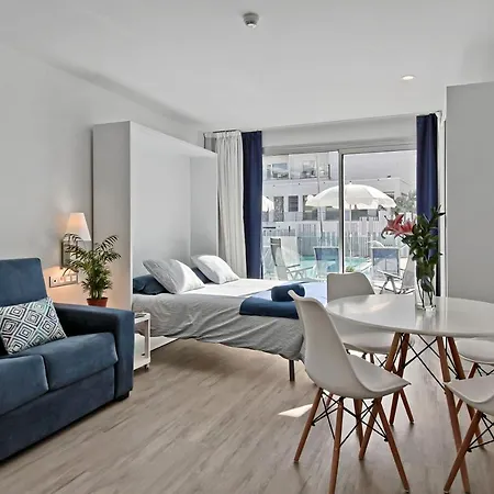 Carihuela Apartment *