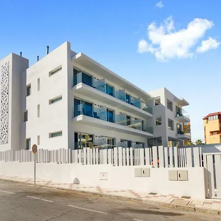 Carihuela Apartment *